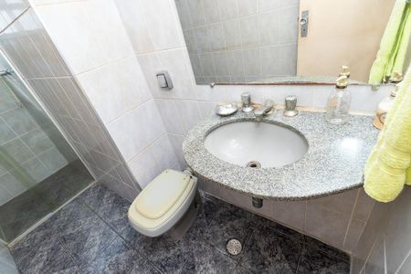 Apartamento à venda com 155m², 3 quartos e 1 vagaBanheiro