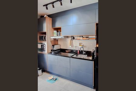Cozinha de kitnet/studio para alugar com 1 quarto, 27m² em Vila Deodoro, São Paulo