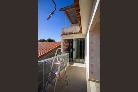 Varanda de casa para alugar com 3 quartos, 70m² em Vila Iara, São Gonçalo