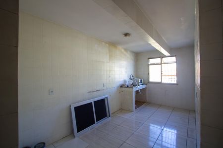 Cozinha de casa para alugar com 3 quartos, 70m² em Vila Iara, São Gonçalo
