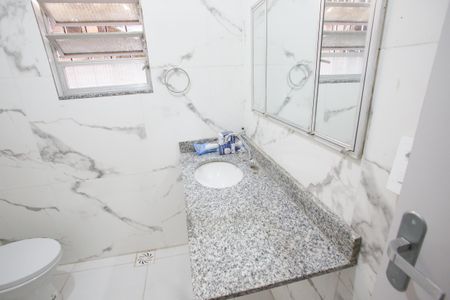 Casa para alugar com 90m², 3 quartos e sem vagaBanheiro Social