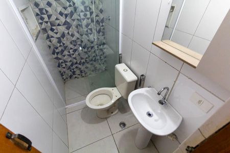 Banheiro de apartamento para alugar com 2 quartos, 47m² em Vila Silvia, São Paulo