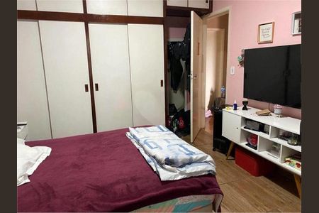 Casa à venda com 4 quartos, 202m² em Cidade Domitila, São Paulo