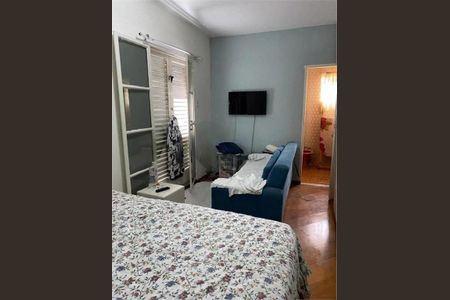 Casa à venda com 4 quartos, 202m² em Cidade Domitila, São Paulo