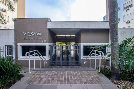 Fachada de apartamento à venda com 2 quartos, 73m² em Jardim Sabará, Porto Alegre