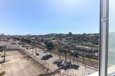 Vista Sala - Cozinha de apartamento para alugar com 2 quartos, 32m² em Jardim Soares, São Paulo