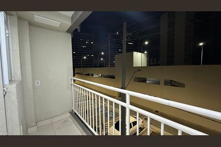 Apartamento para alugar com 58m², 2 quartos e 1 vaga Apartamento para alugar com 58m², 2 quartos e 1 vagaVaranda