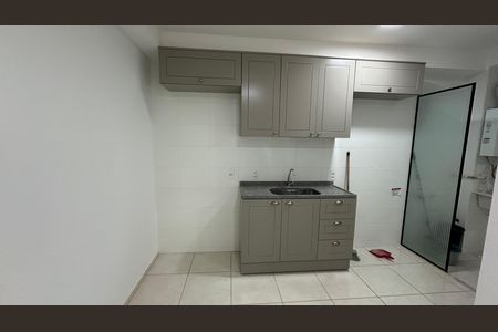 Cozinha de apartamento para alugar com 2 quartos, 58m² em Barra Olímpica, Rio de Janeiro