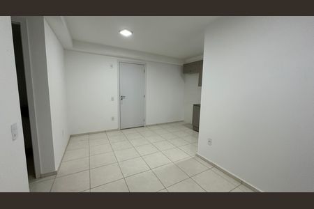 Sala de apartamento para alugar com 2 quartos, 58m² em Barra Olímpica, Rio de Janeiro