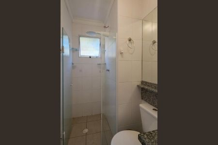 Banheiro de casa de condomínio à venda com 2 quartos, 95m² em Baronesa, Osasco