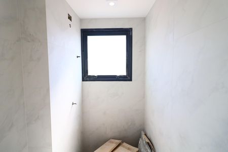 Apartamento à venda com 57m², 2 quartos e 1 vagaBanheiro da Suíte 1