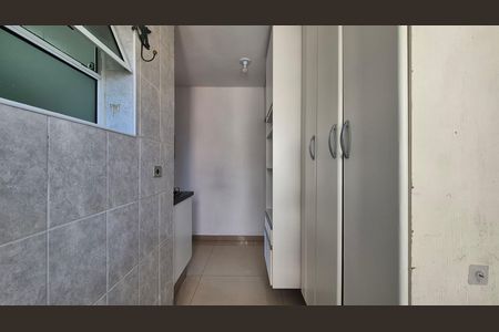 Apartamento para alugar com 65m², 3 quartos e 2 vagas Apartamento para alugar com 65m², 3 quartos e 2 vagasLavanderia
