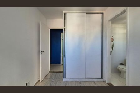 Apartamento para alugar com 65m², 3 quartos e 2 vagas Apartamento para alugar com 65m², 3 quartos e 2 vagasSuíte