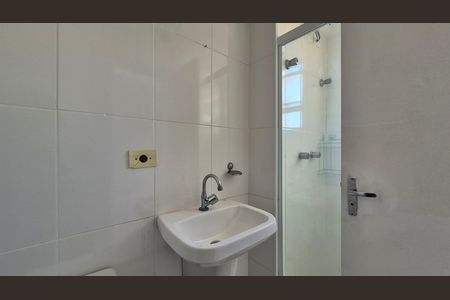 Apartamento para alugar com 65m², 3 quartos e 2 vagas Apartamento para alugar com 65m², 3 quartos e 2 vagasBanheiro da suíte