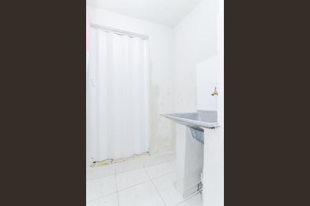 Banheiro de casa para alugar com 1 quarto, 60m² em Vila Itapegica, Guarulhos