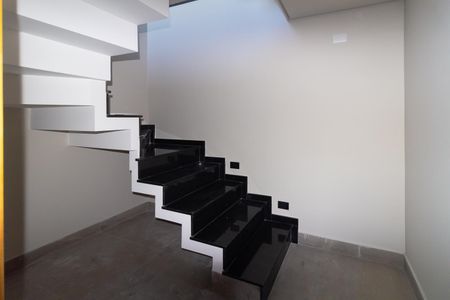 Hall de entrada de casa à venda com 3 quartos, 160m² em Parque São Lucas, São Paulo