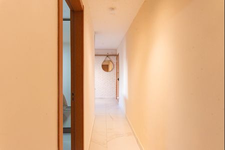 Apartamento à venda com 70m², 2 quartos e 1 vaga Apartamento à venda com 70m², 2 quartos e 1 vagaCorredor