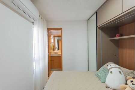 Apartamento à venda com 70m², 2 quartos e 1 vaga Apartamento à venda com 70m², 2 quartos e 1 vagaSuíte