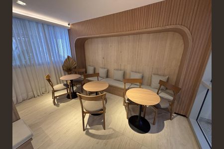 Apartamento para alugar com 75m², 2 quartos e 2 vagas