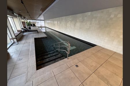 Apartamento para alugar com 75m², 2 quartos e 2 vagas