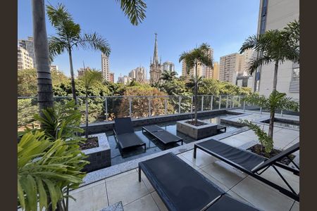 Apartamento para alugar com 75m², 2 quartos e 2 vagas
