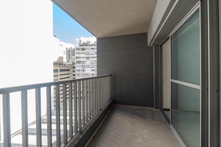Studio para alugar com 28m², 1 quarto e sem vaga Studio para alugar com 28m², 1 quarto e sem vagaSacada