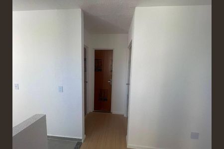Corredor de apartamento para alugar com 2 quartos, 42m² em Jardim Paraíso, Nova Iguaçu