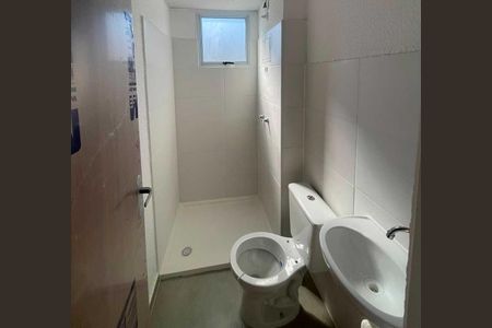 Apartamento para alugar com 42m², 2 quartos e sem vaga Apartamento para alugar com 42m², 2 quartos e sem vagaBanheiro