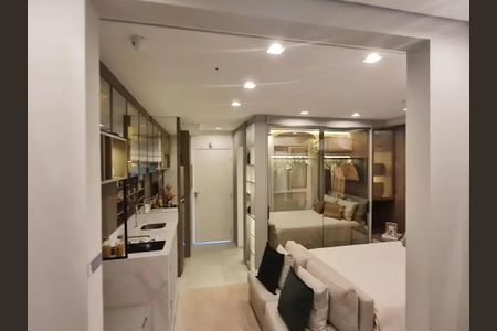 Apartamento à venda com 25m², 2 quartos e sem vaga