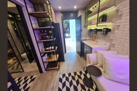 Apartamento à venda com 25m², 2 quartos e sem vaga