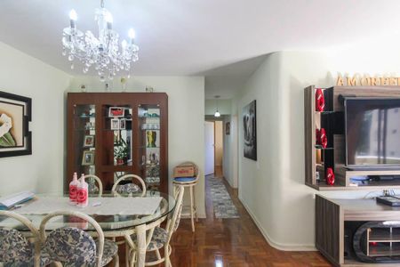 Apartamento à venda com 97m², 3 quartos e 1 vaga Apartamento à venda com 97m², 3 quartos e 1 vagaSala