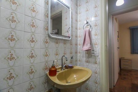 Apartamento à venda com 97m², 3 quartos e 1 vaga Apartamento à venda com 97m², 3 quartos e 1 vagaBanheiro