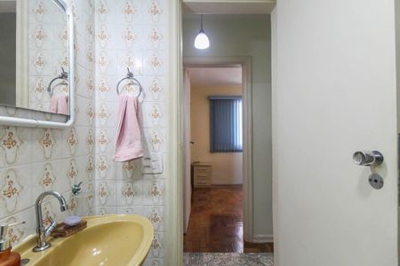 Apartamento à venda com 97m², 3 quartos e 1 vaga Apartamento à venda com 97m², 3 quartos e 1 vagaBanheiro