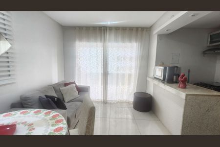 Sala  de apartamento para alugar com 1 quarto, 49m² em Corredor da Vitória, Salvador