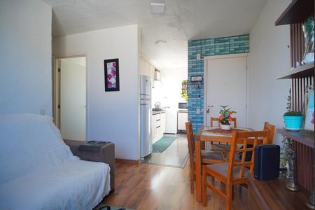 Sala de apartamento à venda com 2 quartos, 40m² em Mário Quintana, Porto Alegre