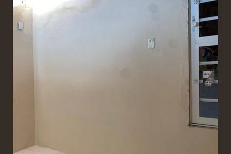 Casa para alugar com 70m², 2 quartos e sem vaga