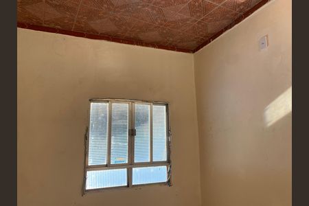 Casa para alugar com 70m², 2 quartos e sem vaga