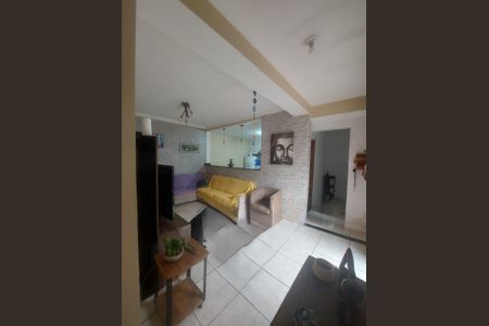 Sala de casa à venda com 5 quartos, 300m² em Artur Alvim, São Paulo