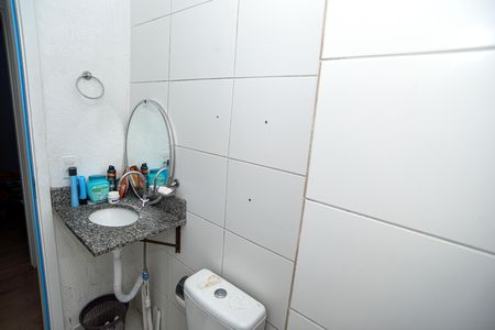 Apartamento para alugar com 54m², 2 quartos e 1 vaga Apartamento para alugar com 54m², 2 quartos e 1 vagaBanheiro
