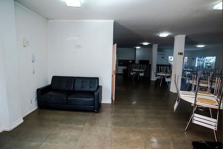 Apartamento para alugar com 54m², 2 quartos e 1 vaga Apartamento para alugar com 54m², 2 quartos e 1 vagaÁrea comum - Salão de festas
