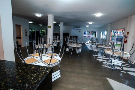 Apartamento para alugar com 54m², 2 quartos e 1 vaga Apartamento para alugar com 54m², 2 quartos e 1 vagaÁrea comum - Salão de festas