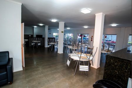 Apartamento para alugar com 54m², 2 quartos e 1 vaga Apartamento para alugar com 54m², 2 quartos e 1 vagaÁrea comum - Salão de festas