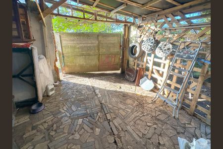 Garagem de casa para alugar com 1 quarto, 320m² em Jardim Santiago, São José