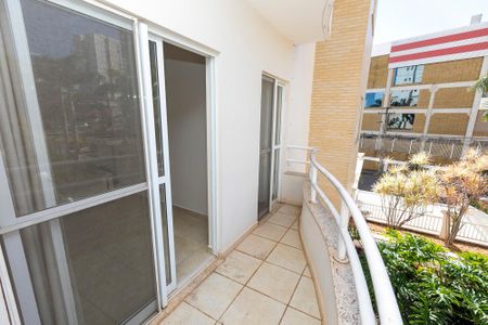 VARANDA de apartamento para alugar com 3 quartos, 78m² em Parque das Flores, Campinas