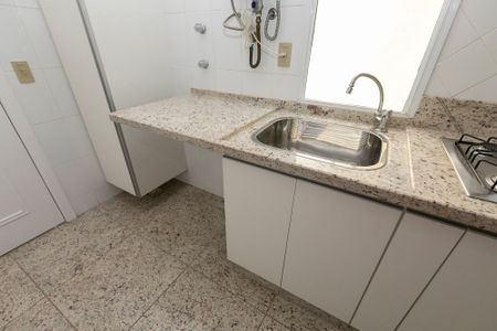 Apartamento para alugar com 78m², 3 quartos e 2 vagas Apartamento para alugar com 78m², 3 quartos e 2 vagasCOZINHA