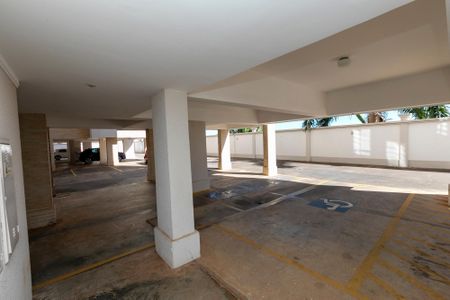 GARAGEM de apartamento para alugar com 3 quartos, 78m² em Parque das Flores, Campinas