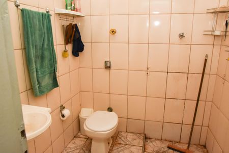 Casa à venda com 220m², 5 quartos e 1 vaga Casa à venda com 220m², 5 quartos e 1 vagabanheiro casa 1