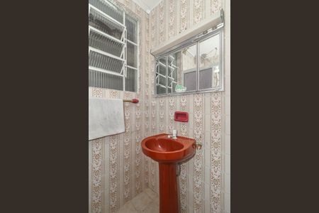 Banheiro de casa para alugar com 3 quartos, 70m² em Farrapos, Porto Alegre
