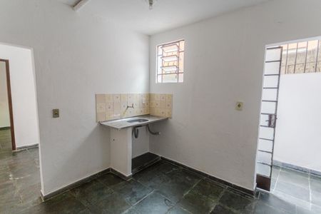 Cozinha de kitnet/studio para alugar com 2 quartos, 65m² em Aparecida, Belo Horizonte