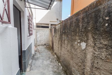 Área Privativa de kitnet/studio para alugar com 2 quartos, 65m² em Aparecida, Belo Horizonte